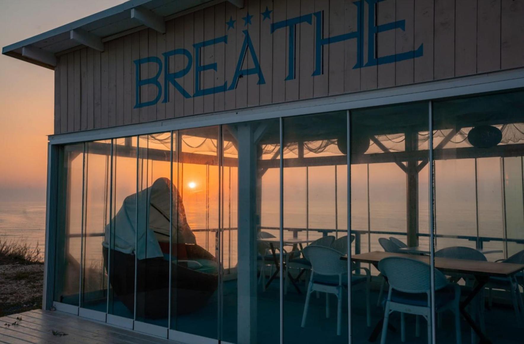 Отель Breathe Вама-Веке Экстерьер фото